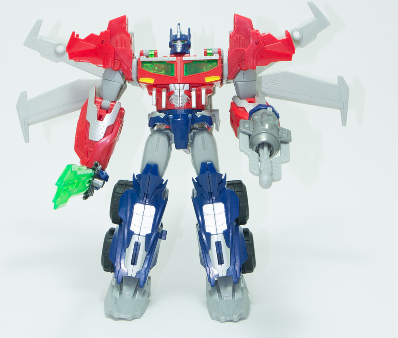 Illustration for article titled The New Beast Wars Begin with Optimus Prime and Predaking